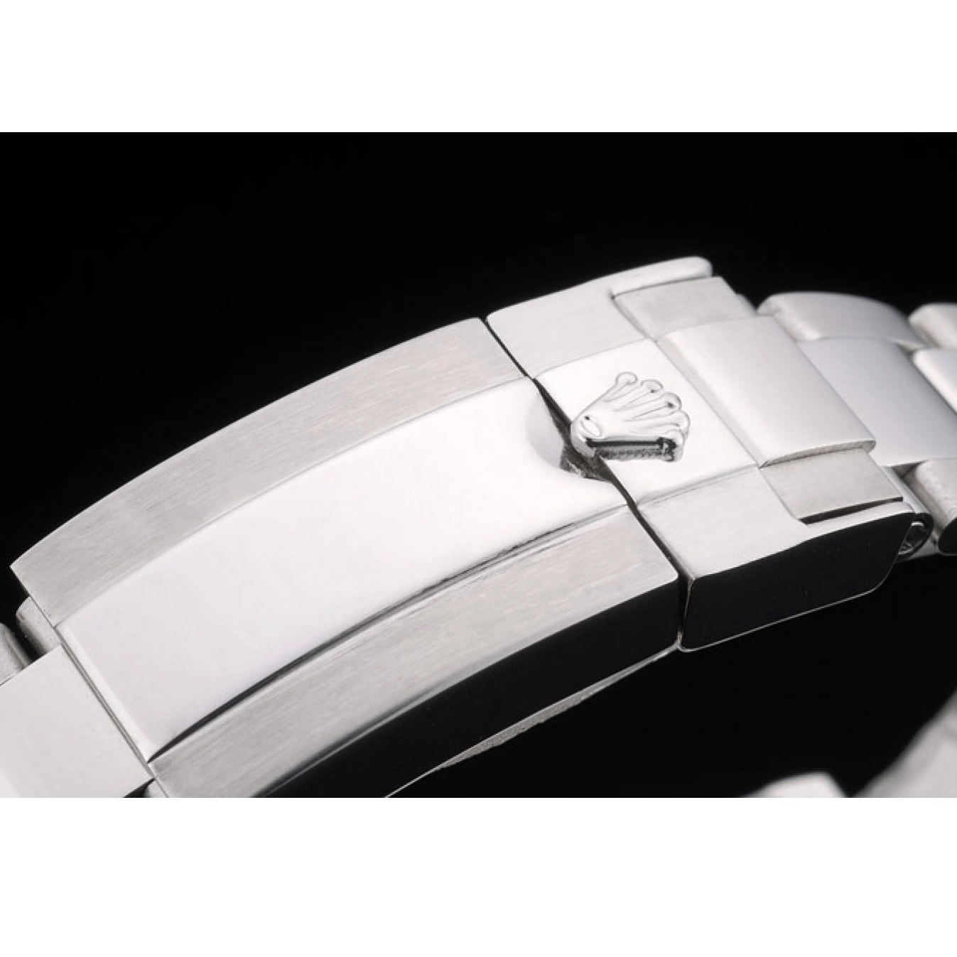 Aaa replica watch Daytona Stainless Bezel Rolex Strap Dial Cosmograph 80250 Crystals Black Rainbow Steep 0612